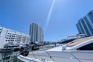 17301 Biscayne, North Miami Beach, FL 33160 - Photo 24