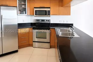 1750 N Bayshore, Miami, FL 33132 - Photo 2