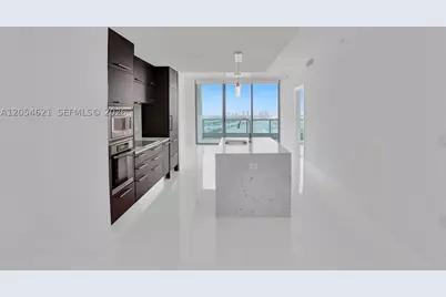 900 Biscayne #4803, Miami, FL 33132 - Photo 4