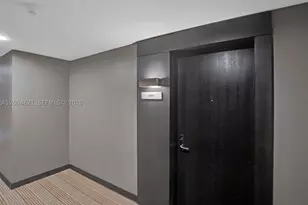 900 Biscayne, Miami, FL 33132 - Photo 28