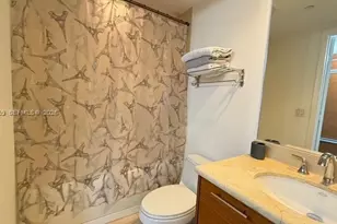 50 Biscayne, Miami, FL 33132 - Photo 32