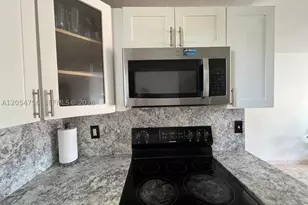 7516 NE 1st, Miami, FL 33138 - Photo 14