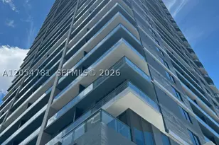 121 NE 5th, Miami, FL 33132 - Photo 2