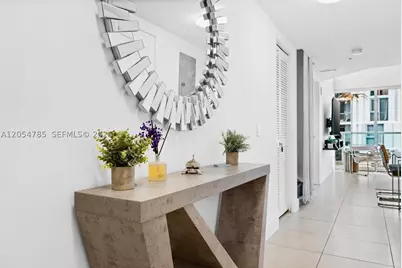 41 SE 5th #510, Miami, FL 33131 - Photo 12