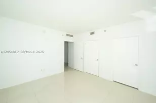 55 SE 6, Miami, FL 33131 - Photo 18