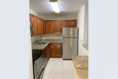 10765 Cleary #103, Plantation, FL 33324 - Photo 4
