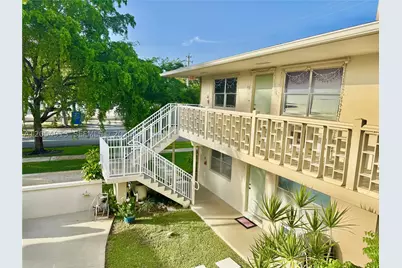 3500 Harrison #12, Hollywood, FL 33021 - Photo 1