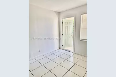 3500 Harrison #12, Hollywood, FL 33021 - Photo 6