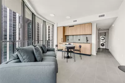 121 NE 5th #3405, Miami, FL 33132 - Photo 18
