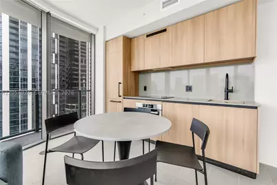121 NE 5th #3405, Miami, FL 33132 - Photo 8