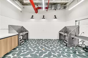 121 NE 5th, Miami, FL 33132 - Photo 26