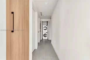 121 NE 5th, Miami, FL 33132 - Photo 24