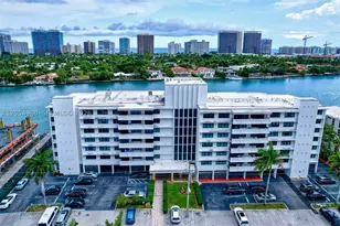 10101 E Bay Harbor, Bay Harbor Islands, FL 33154 - Photo 32