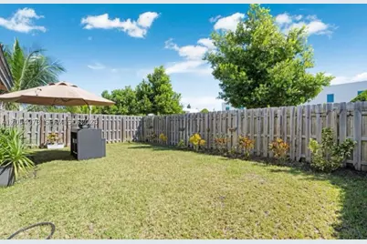 7641 NW 102nd, Doral, FL 33178 - Photo 26
