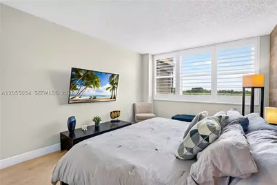 900 Saint Charles #621, Pembroke Pines, FL 33026 - Photo 24