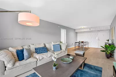 900 Saint Charles #621, Pembroke Pines, FL 33026 - Photo 4