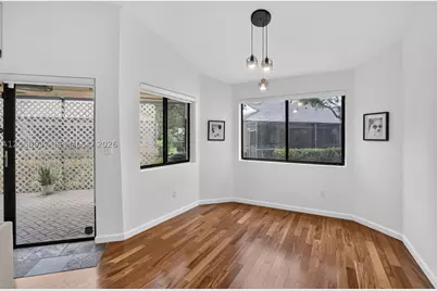 381 NW 94th, Plantation, FL 33324 - Photo 10