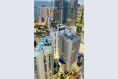 170 SE 14th #1402, Miami, FL 33131 - Photo 24