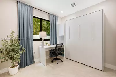 703 SW 17th #703, Fort Lauderdale, FL 33315 - Photo 4