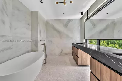 6020 Alton, Miami Beach, FL 33140 - Photo 26