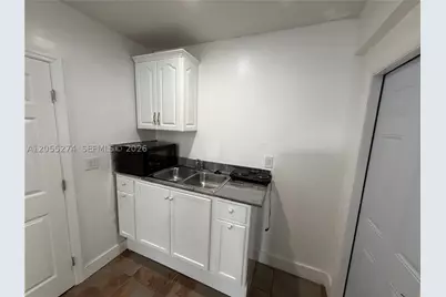 26162 SW 123rd #Rear, Homestead, FL 33032 - Photo 6
