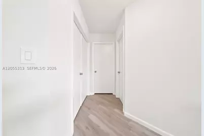 8684 NW 1st, Miami, FL 33126 - Photo 20