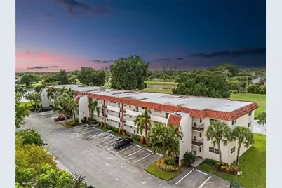 9811 N Hollybrook Lake #103, Pembroke Pines, FL 33025 - Photo 28