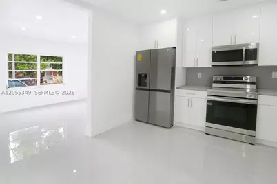 [Address not provided], Miami, FL 33135 - Photo 8