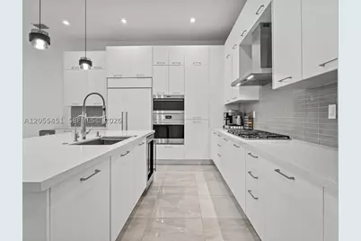8143 NW 47th, Doral, FL 33166 - Photo 10