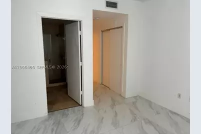 1050 Brickell #1520, Miami, FL 33131 - Photo 6