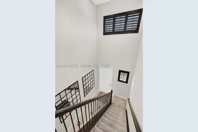 4460 Gramercy, Oakland Park, FL 33309 - Photo 18