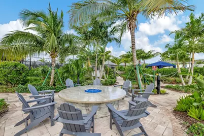 4460 Gramercy, Oakland Park, FL 33309 - Photo 78