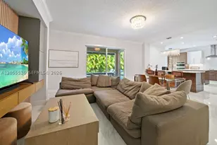 3846 W Gardenia, Weston, FL 33332 - Photo 6