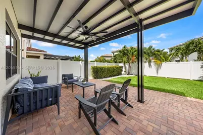 19308 NE 8th, Miami, FL 33179 - Photo 16