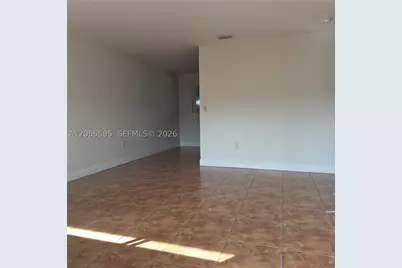 319 Beacom #319, Miami, FL 33135 - Photo 8