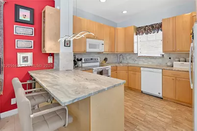 840 NE 14th, Fort Lauderdale, FL 33304 - Photo 10