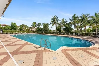 5010 Genove #5010, Riviera Beach, FL 33410 - Photo 4