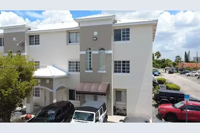 12015 SW 14 #301-C, Miami, FL 33184 - Photo 4