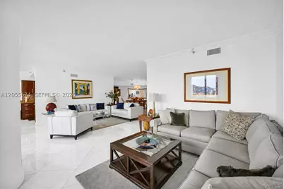3000 Island #505, Aventura, FL 33160 - Photo 10