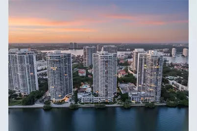 3000 Island #505, Aventura, FL 33160 - Photo 2