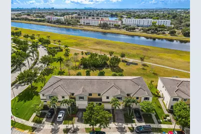 377 NE 194th, Miami, FL 33179 - Photo 6