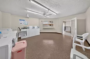 8045 SW 107th, Miami, FL 33173 - Photo 34