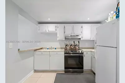 8600 Sunrise Lakes #201, Sunrise, FL 33322 - Photo 18