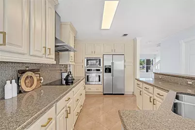 13790 SW 174th, Miami, FL 33177 - Photo 14