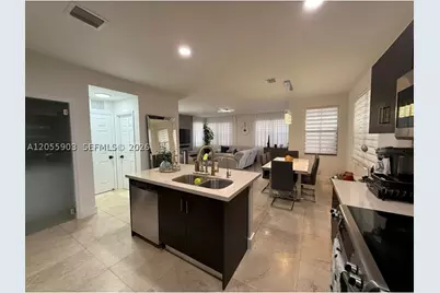 7022 NW 102nd, Doral, FL 33178 - Photo 18