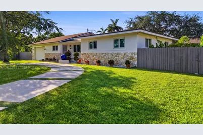 10795 SW 34th, Miami, FL 33165 - Photo 6