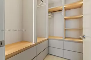 77 SE 5th, Miami, FL 33131 - Photo 8