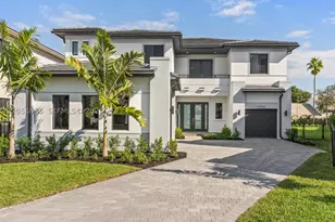 19701 NE 16, Miami, FL 33179 - Photo 4