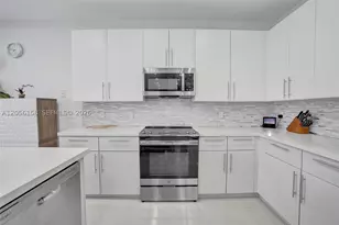 1216 Chinaberry, Weston, FL 33327 - Photo 32