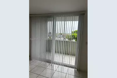 10000 NW 80th #2456, Hialeah Gardens, FL 33016 - Photo 16